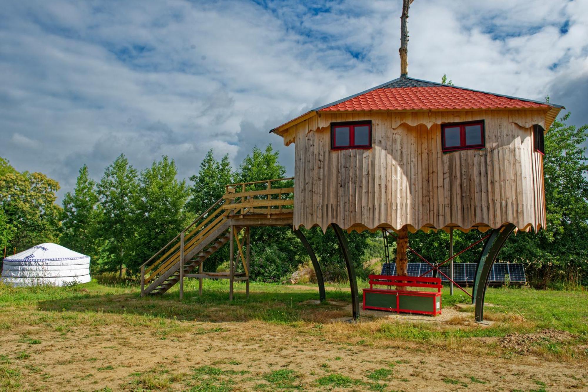 Yourte Roulotte Et Gite De La Laita Clohars-Carnoet Exterior photo
