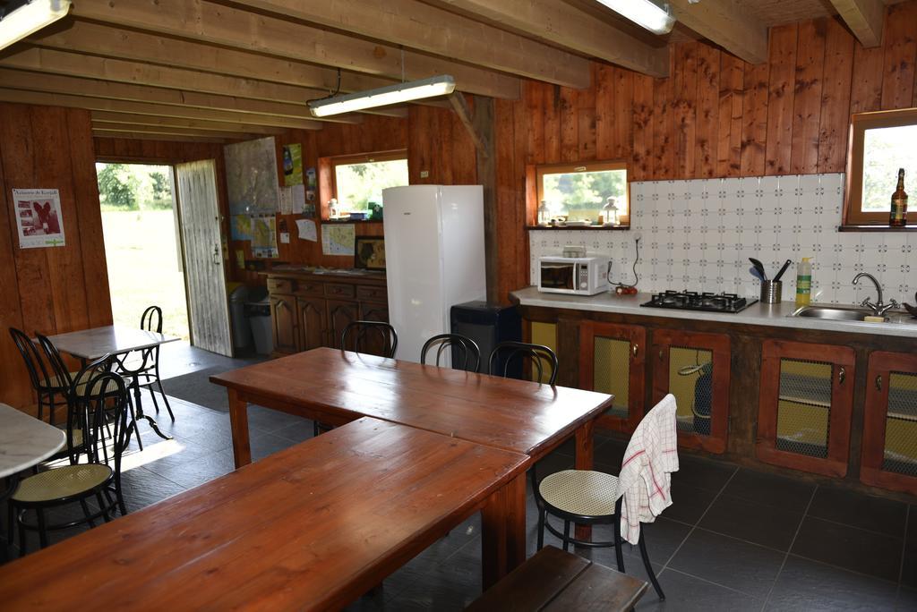 Yourte Roulotte Et Gite De La Laita Clohars-Carnoet Exterior photo